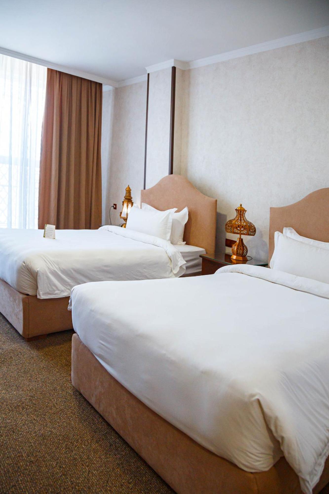 Jannat Resort Osh Habitación foto