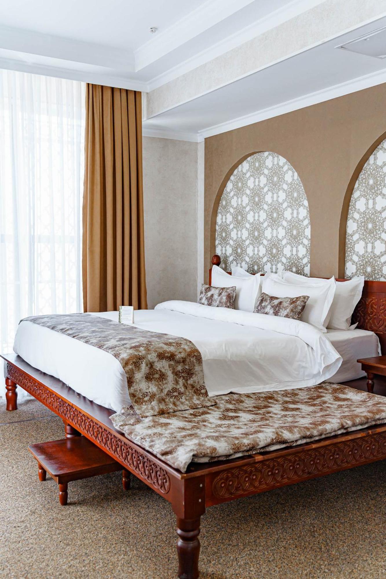 Jannat Resort Osh Habitación foto