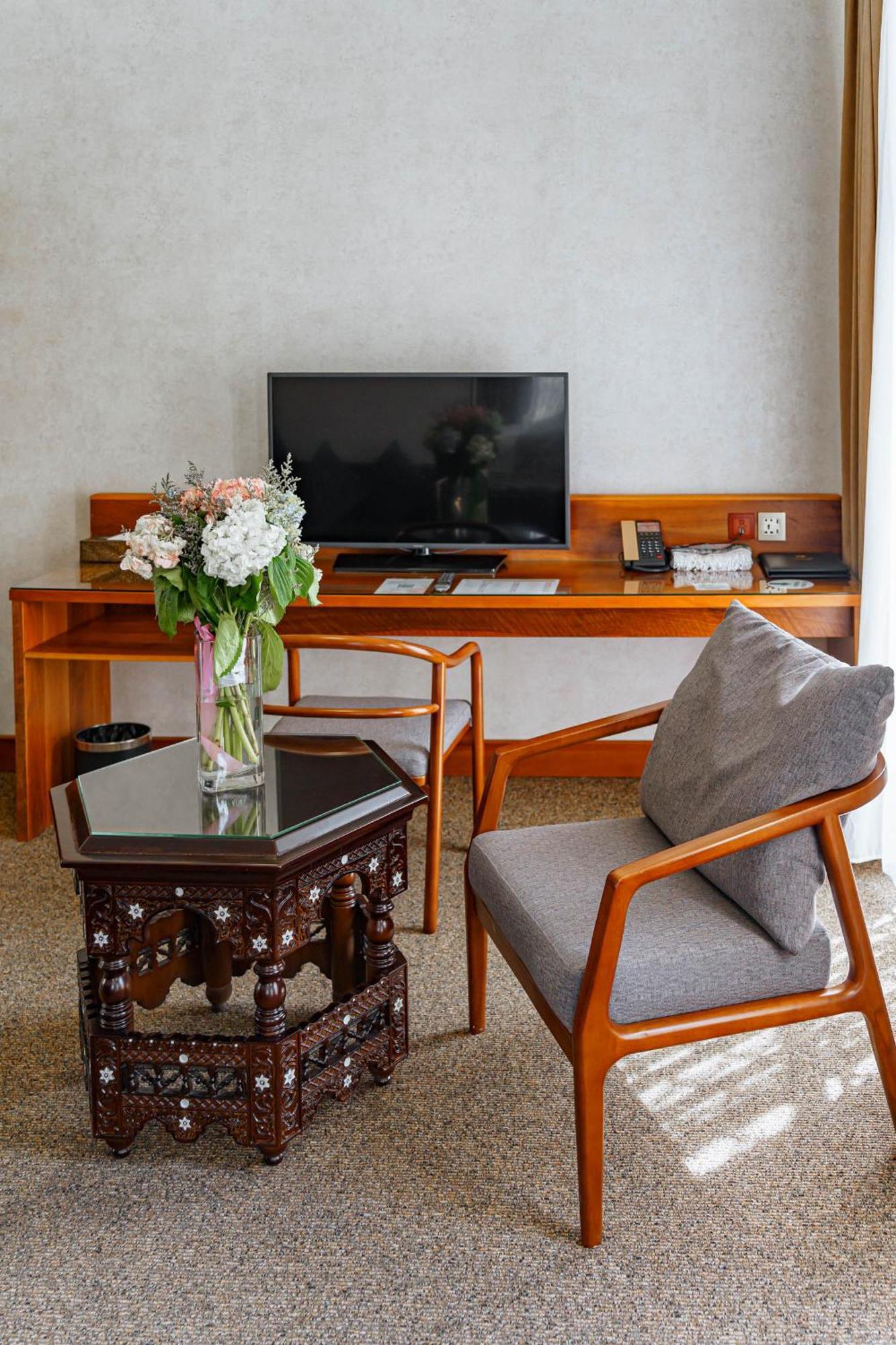 Jannat Resort Osh Habitación foto